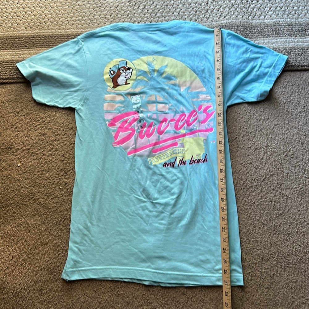 Bucee’s at the beach shirt RARE